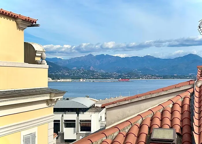 Apartament Vue - Centre - 150 M Coeur De Ajaccio (Corsica)